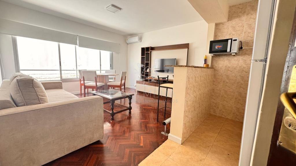 Apartamento en Alquiler en Peninsula a 1 cuadra y