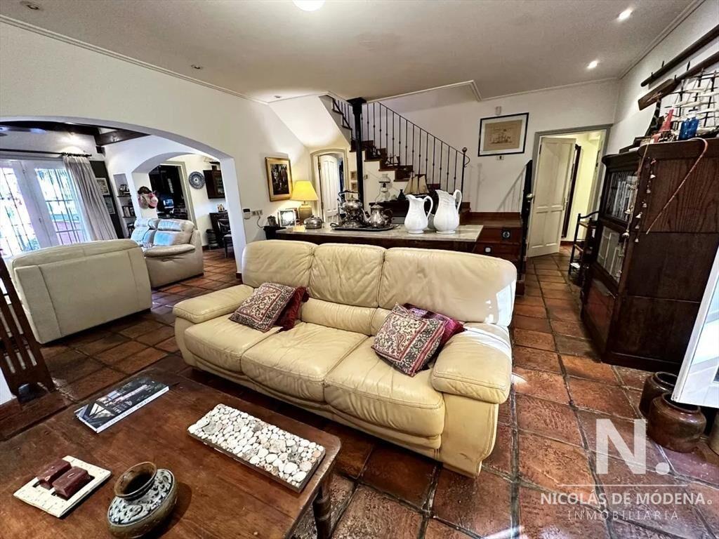 Casa en venta en Playa Mansa, Punta del Este.