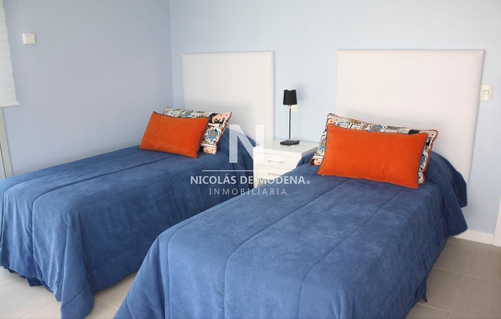 Apartamento de 3 dormitorios en Suite en Edificio