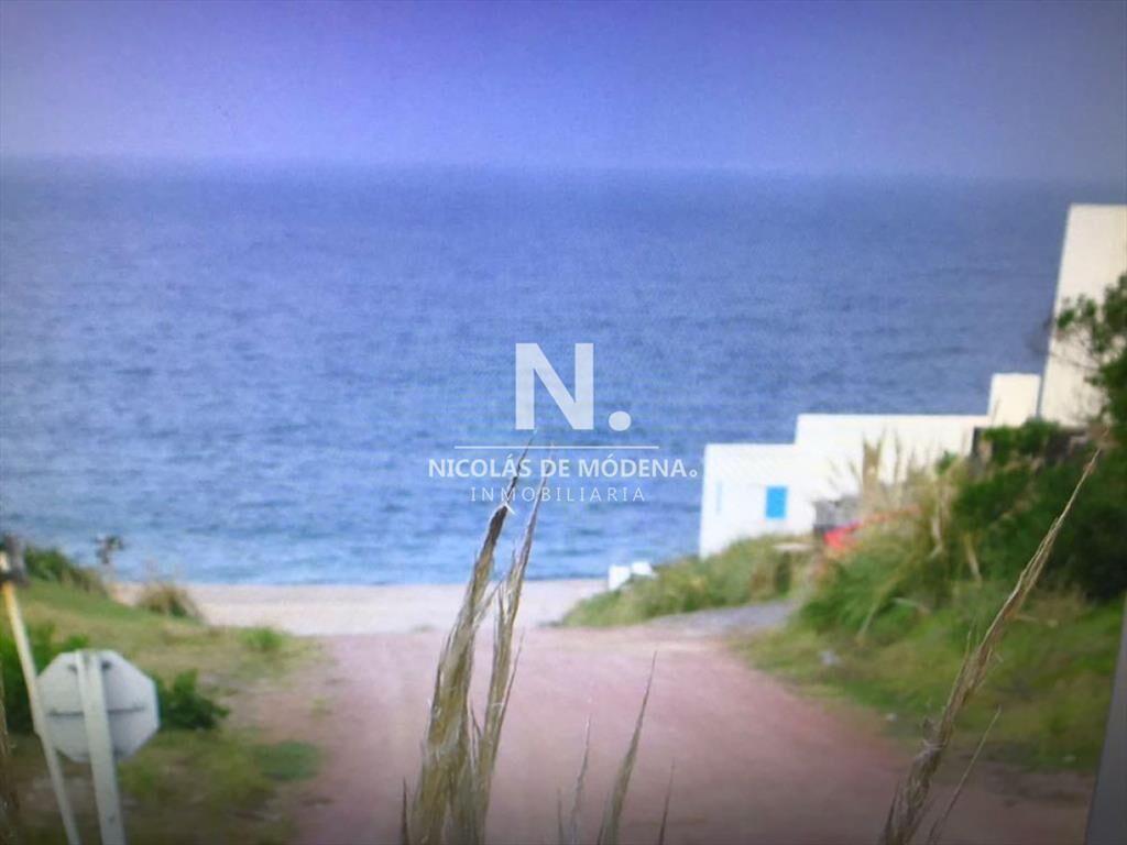 Con vista al mar, Oportunidad en la mejor zona