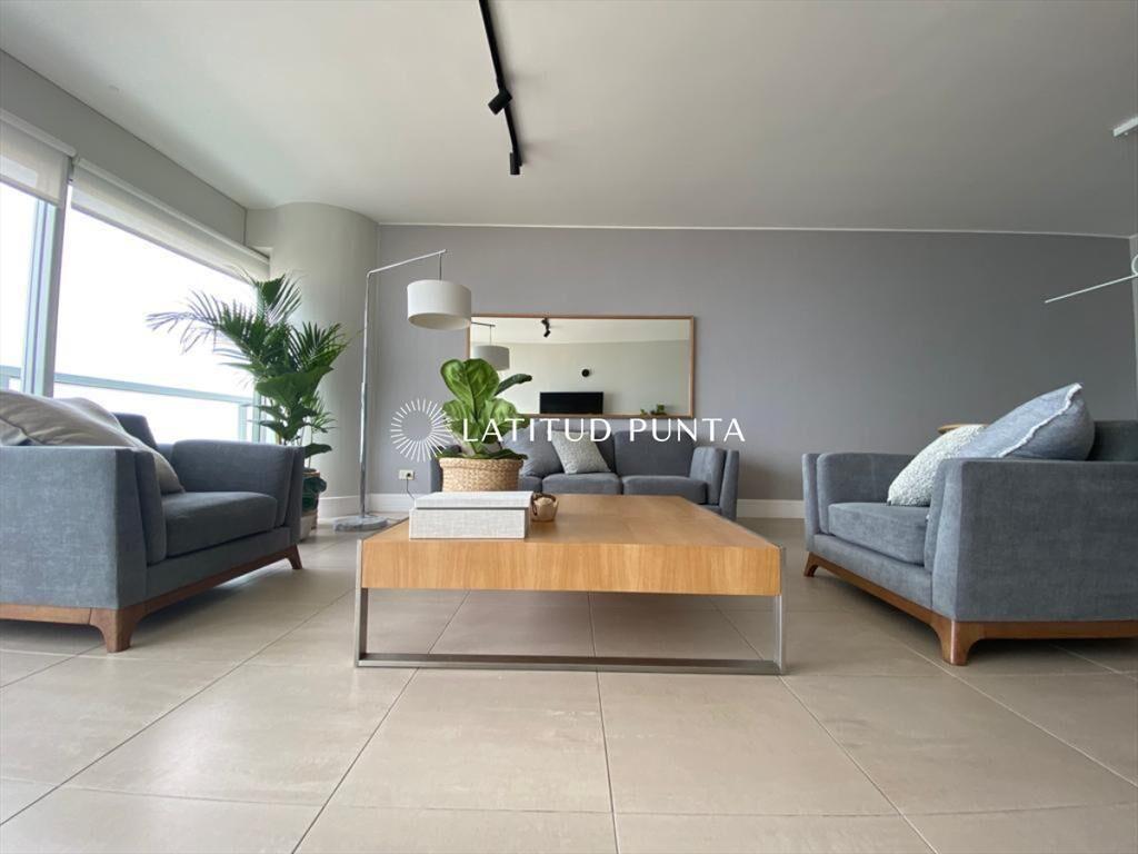 Apartamento en Le Parc, piso alto, 2 suites más