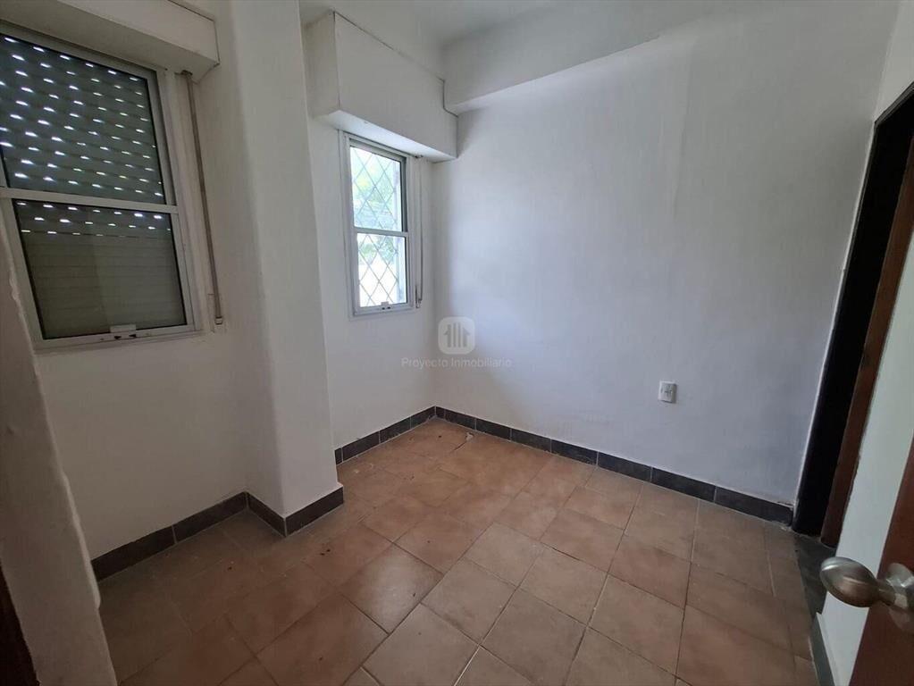 OPORTUNIDAD PARA INVERSORES - VENTA APTO ZONA MALVIN