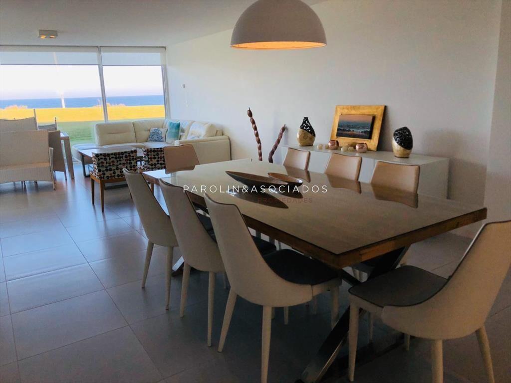 Apartamento en venta en edificio Lumiere, Punta