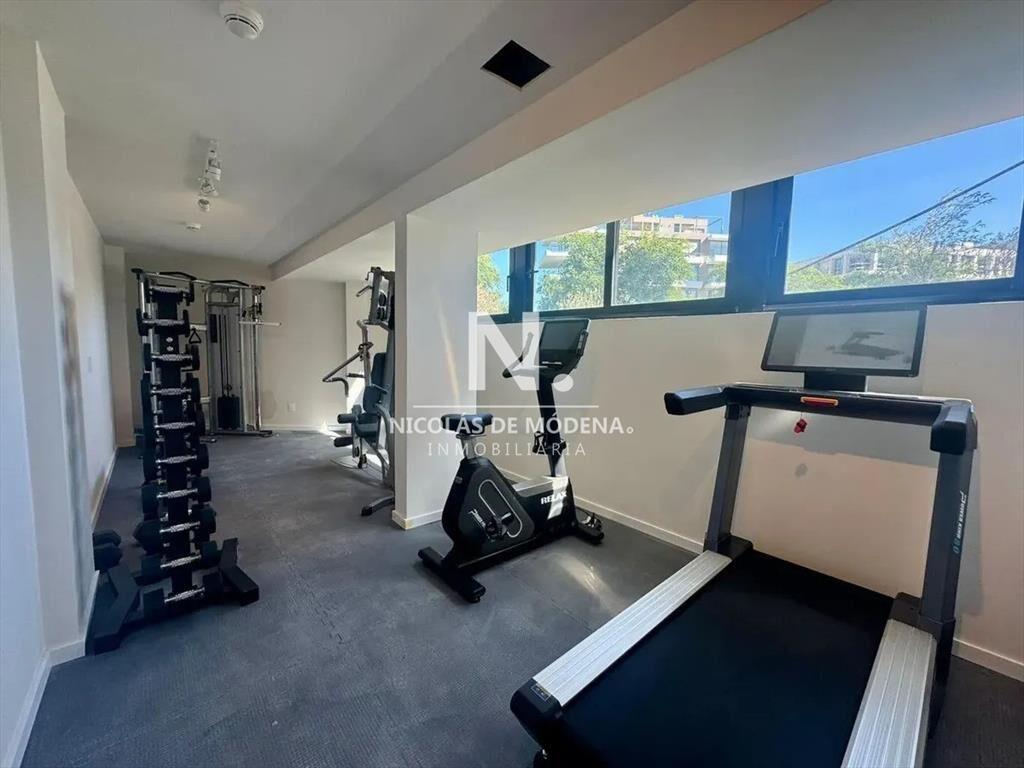 Venta Apartamento de 3 Dormitorios Con Piscina en