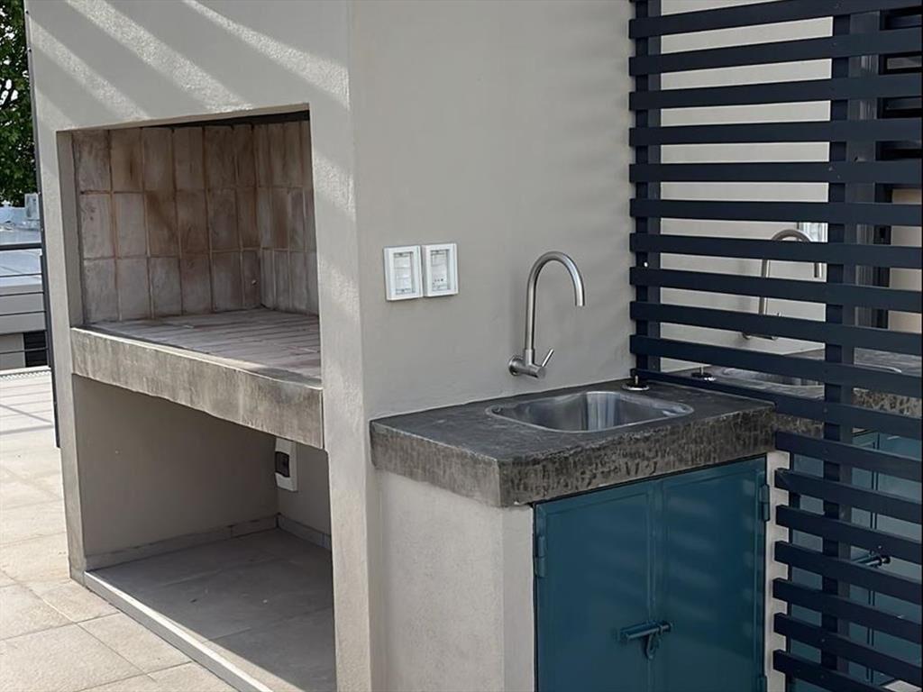LOFT CON TERRAZA CON PARRILLERO CON BAJOS GASTOS COMUNES