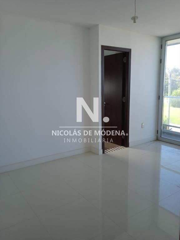 Apartamento en Primera linea,Playa Mansa