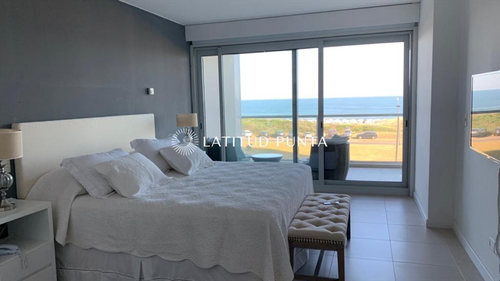 Apartamento 2 dormitorios en suite + dep. Le Parc