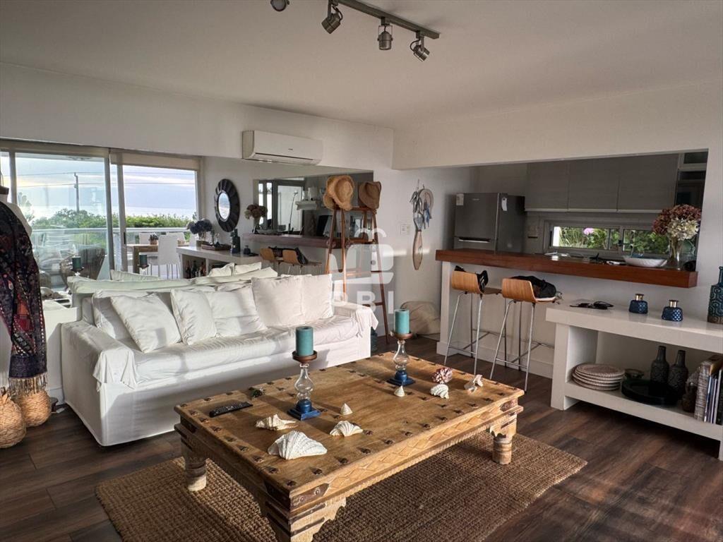 Apartamento en Punta Ballena 2 dormitorios - II -