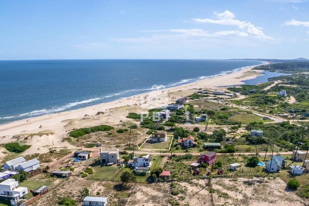 Venta Casa ubicada en las dunas de Chihuahua - :