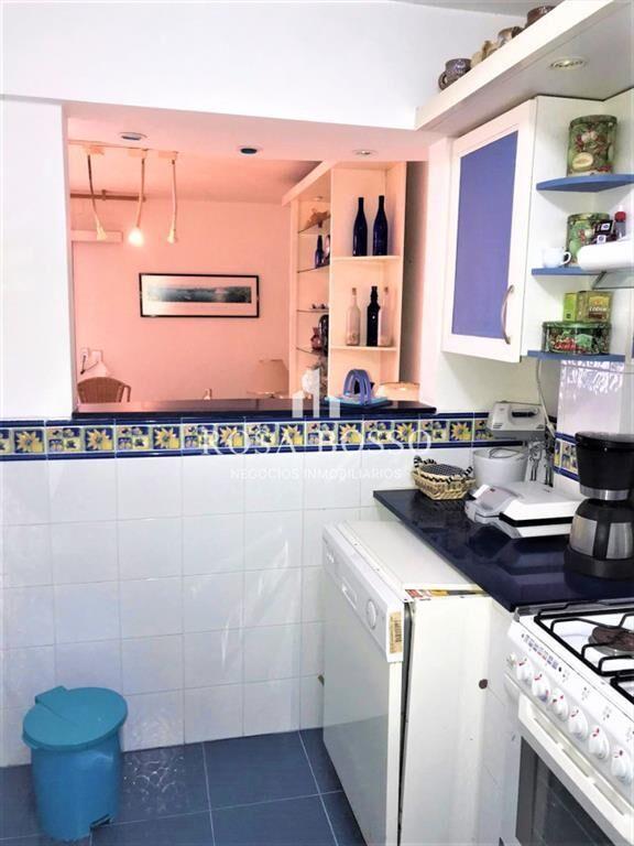 Apartamento en península.