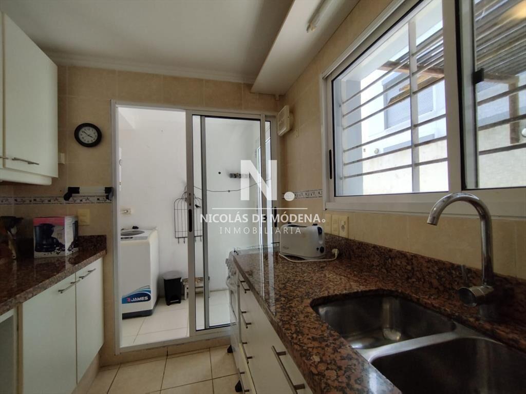 Vende Apartamento de 3 dormitorios en Península