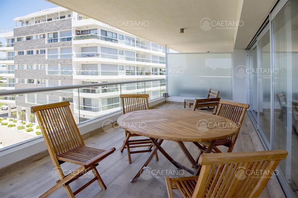 Apartamento en Punta del Este, Brava