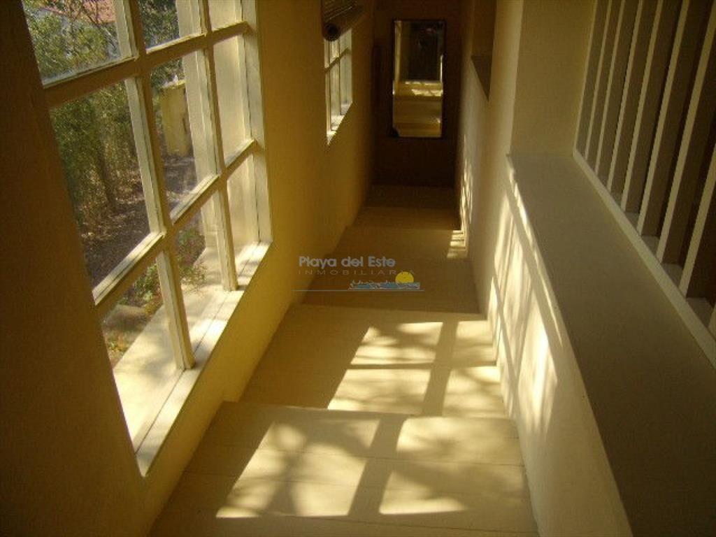 Casa en Venta de 4 dormitorios en RincÃ³n del ,