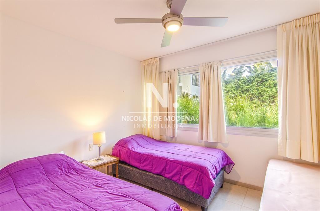 Apartamento Tres Dormitorios en Aqluiler Playa