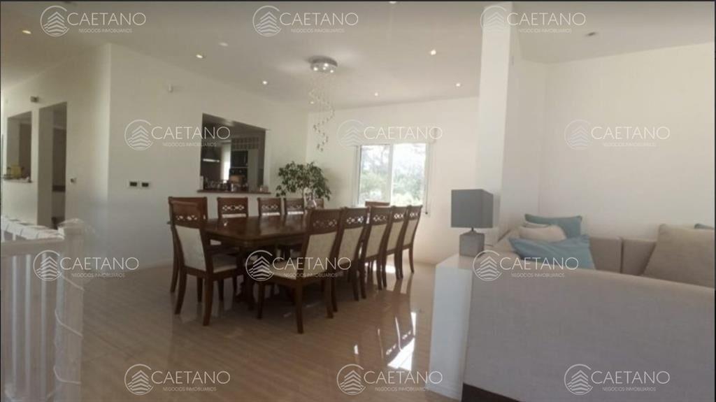 Venta de Casa 4 DORMITORIOS en Montoya, La Barra
