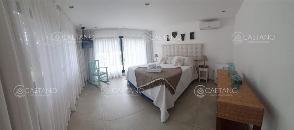 Venta casa Solanas 4 dormitorios
