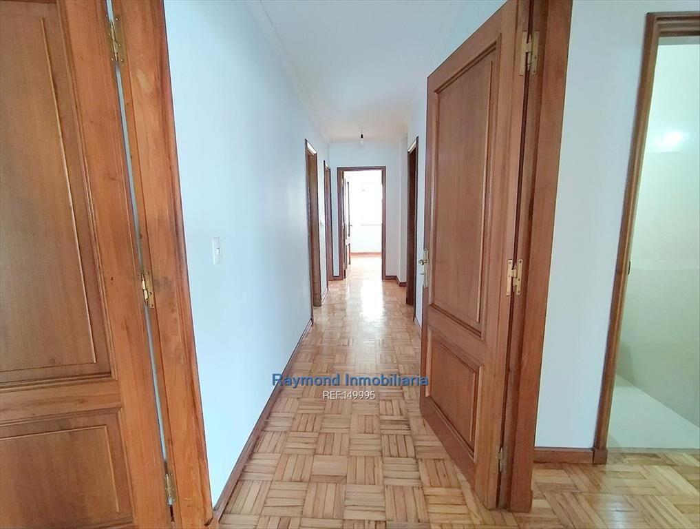 Venta Apartamento Pocitos 3 Dormitorios 4 Baños Servicio Lo
