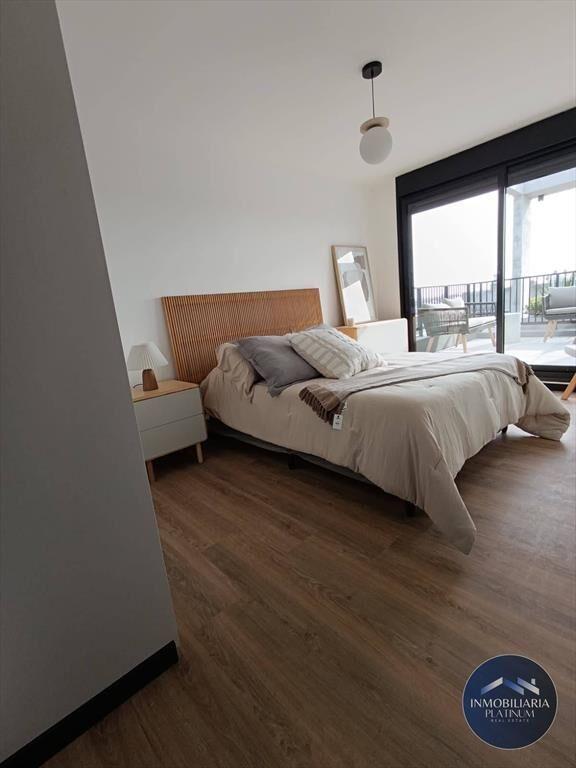 Penthouse dos dormitorios en venta en Buceo