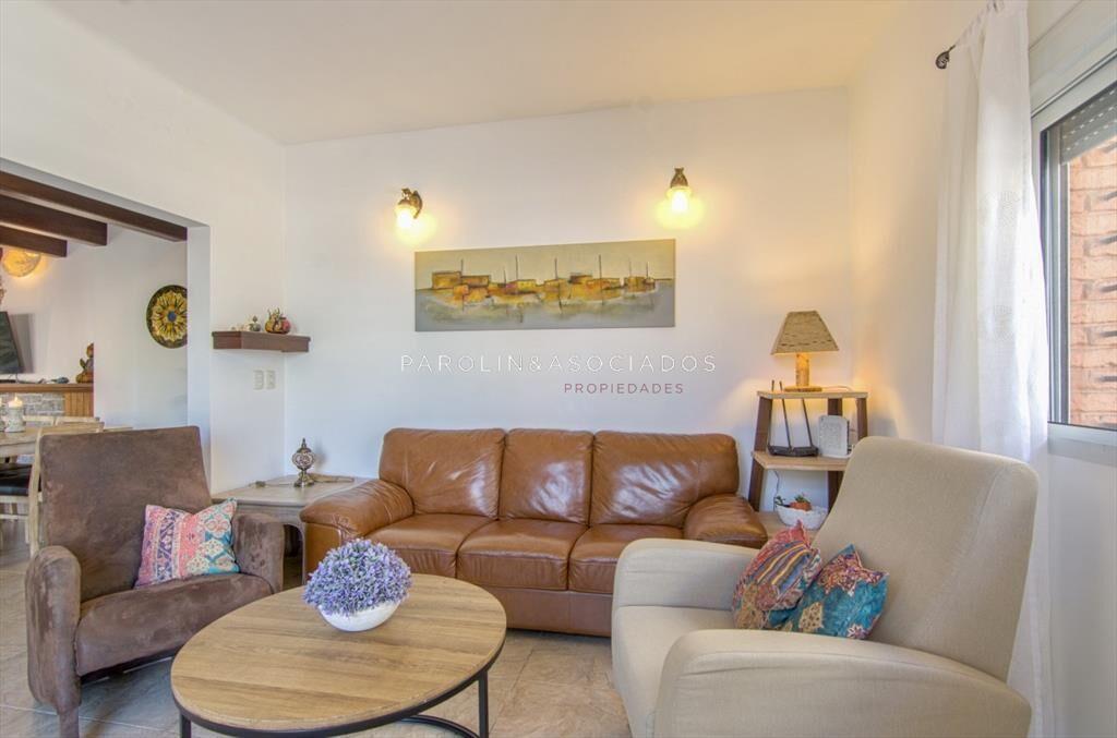 Casa de 6 dormitorios en PenÃ­nsula-Punta del