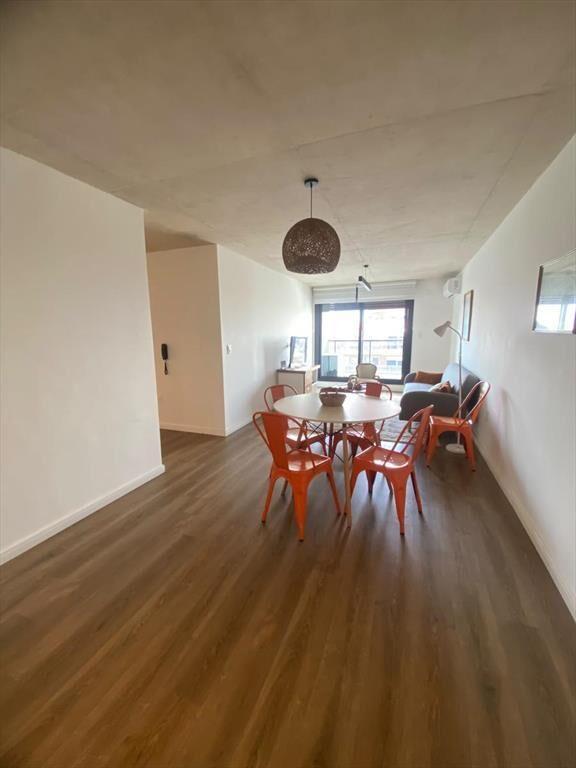 Venta de apartamento de 2 dormitorios uno en suite, 2 baños