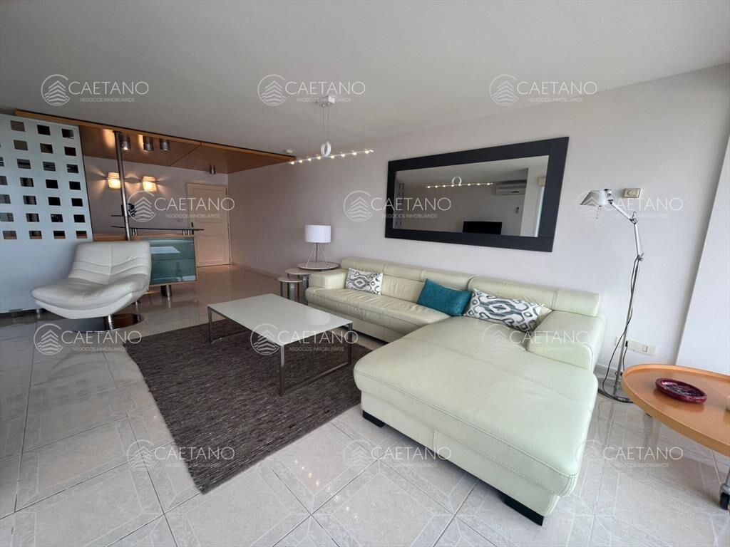 Apartamento en Venta y Alquiler, Mansa, Punta del