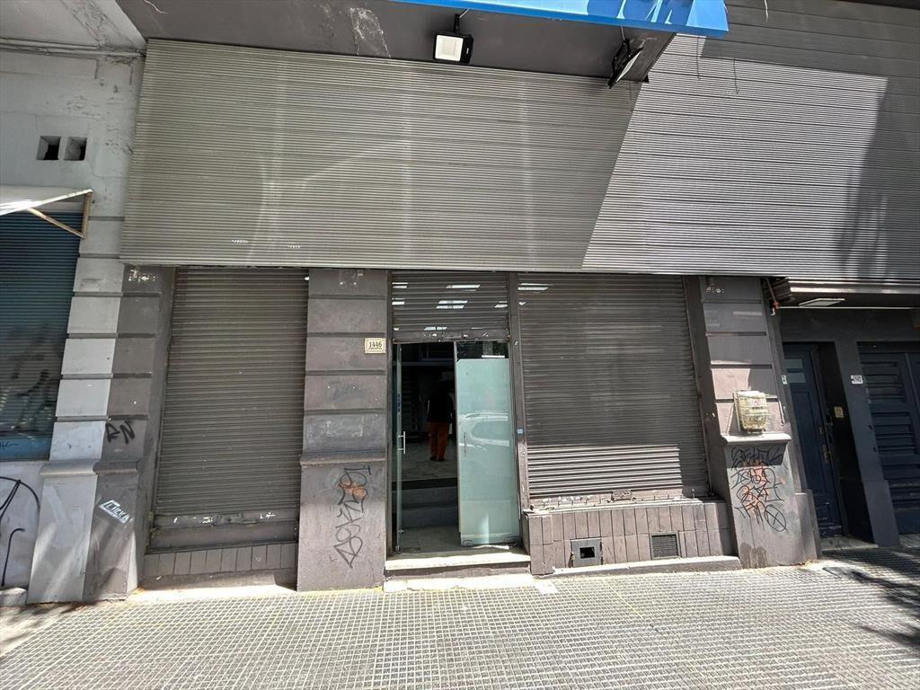 Colonia esquina Barrios Amorin, 320 m2 , gran esquina!!