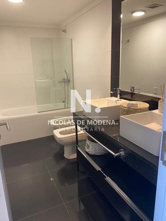 Apartamento de tres dormitorios en venta, ARTOWER Punta del