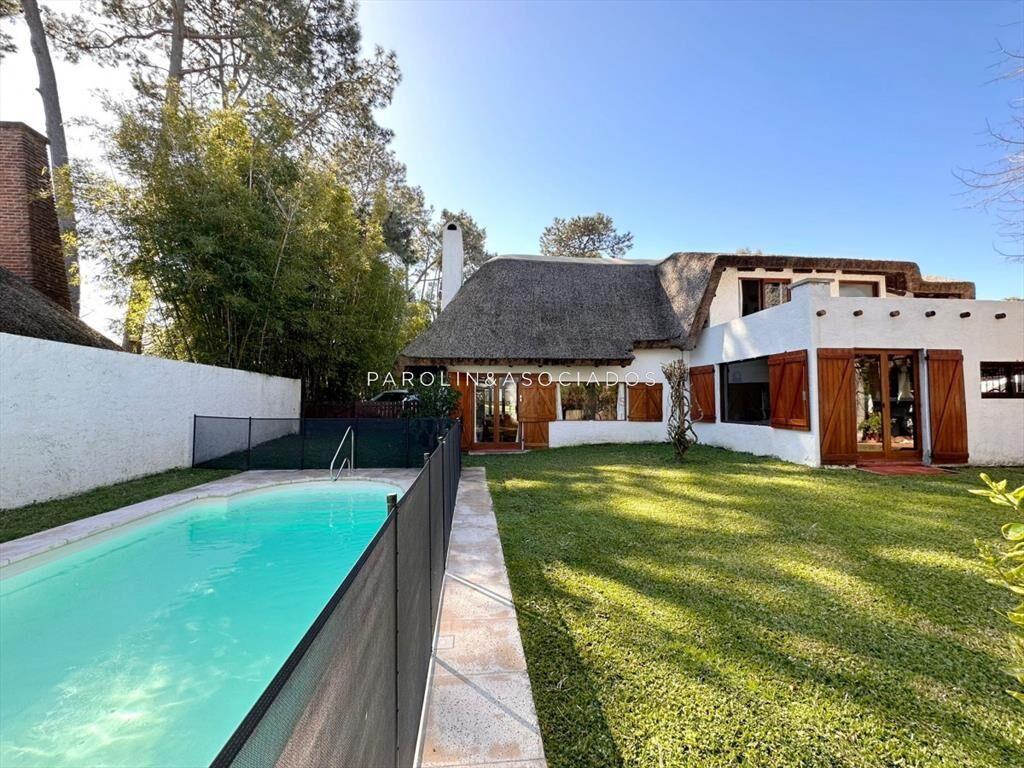 Casa de 5 dormitorios en alquiler temporal, Pinares Punta d