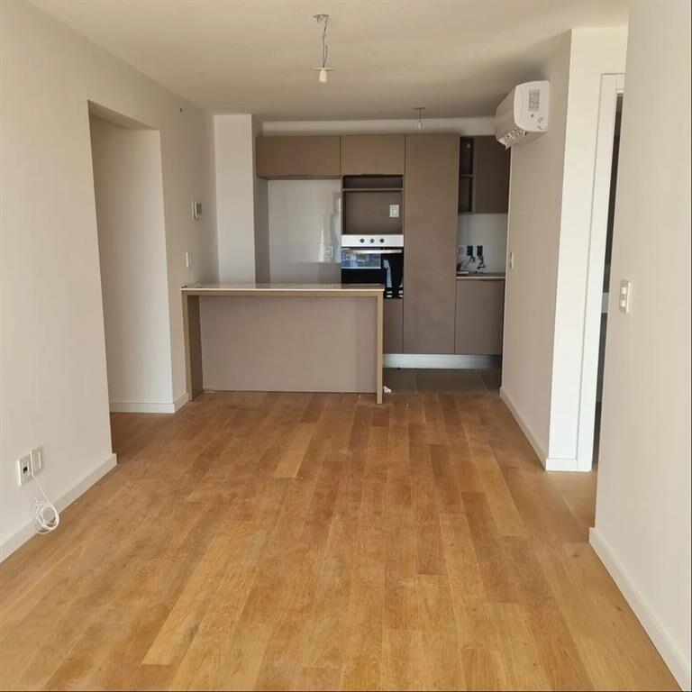 Alquiler De Apartamento A Estrenar En Rambla