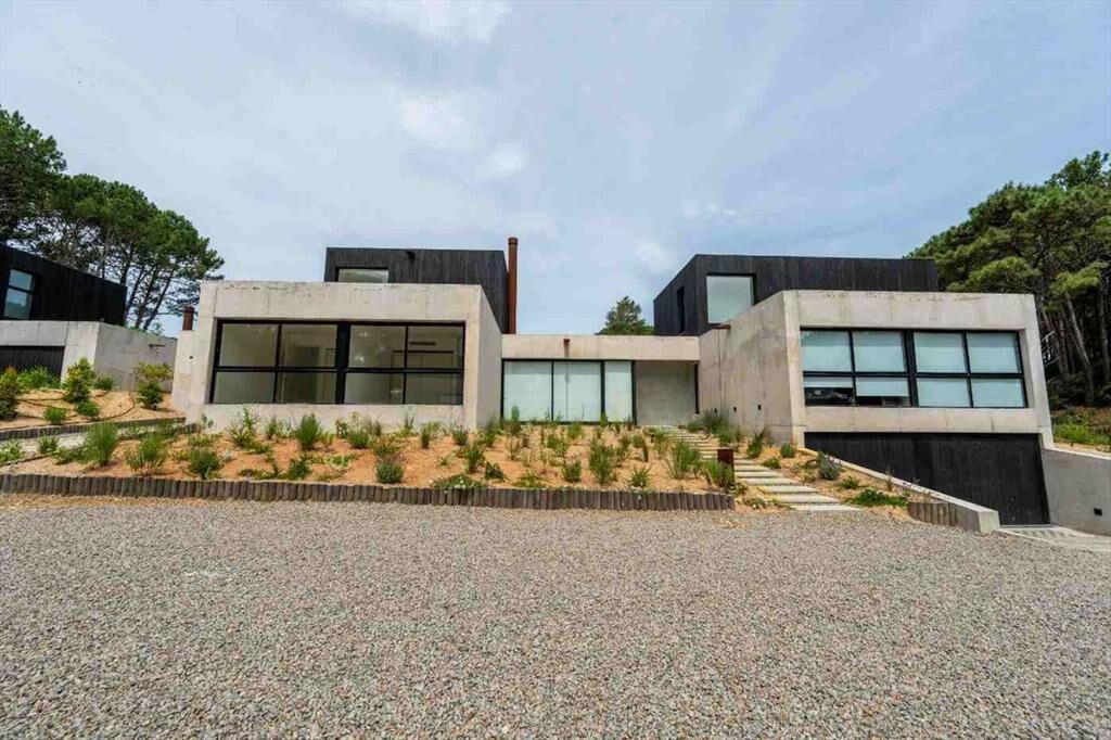 Venta Casa, Club del Lago, Punta Ballena, Financia