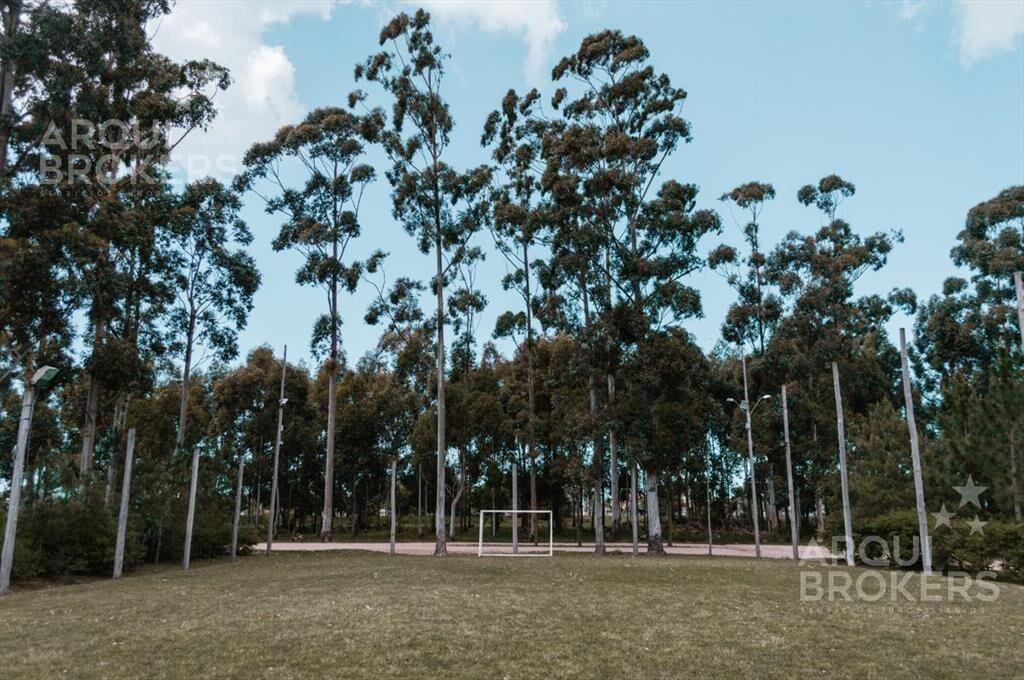 Apartamento de tres dormitorios en venta en Haras del Lago