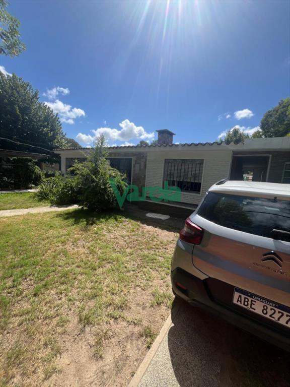 Venta de casa en Salinas sur, 2 dormitorios, y