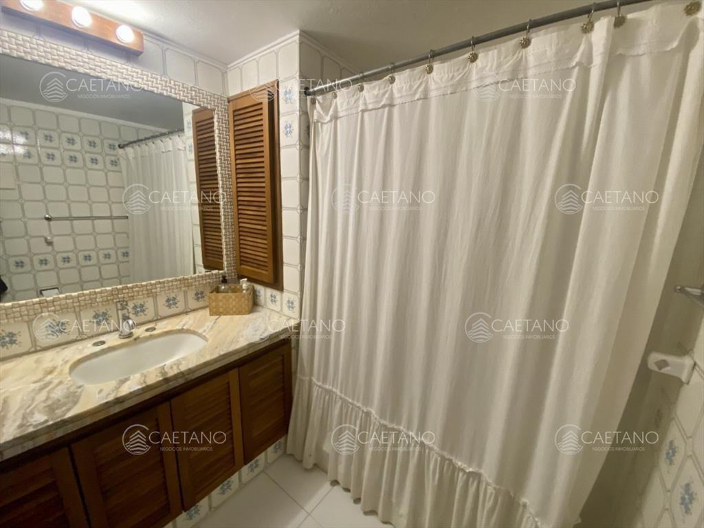 Venta apartamento 4 dormitorios 4 baños punta