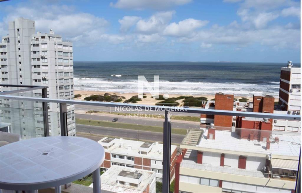 apartamento en venta de 2 dormitorios en edificio