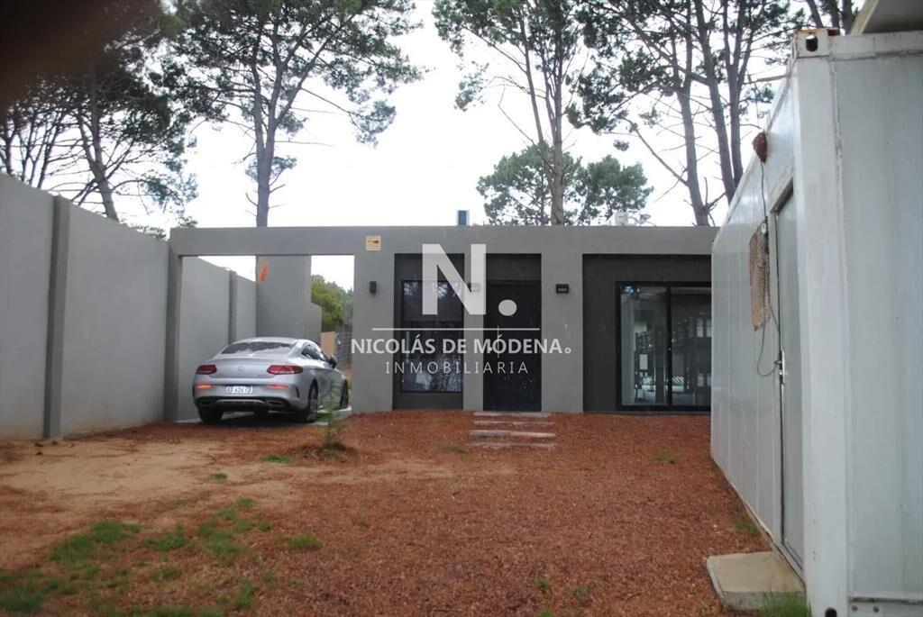 Casa de 2 dormitorios en Club del Lago, Punta