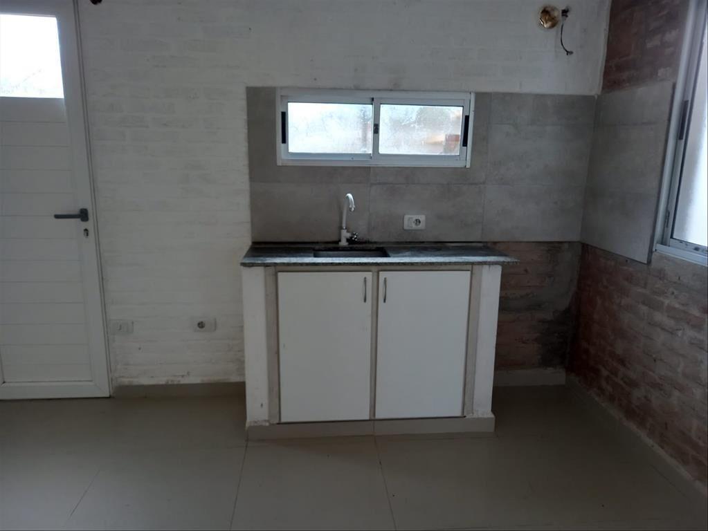 *** ALQUILADA *** NUEVA EN PLANTA BAJA PRÓXIMO AV. 1 dorm.