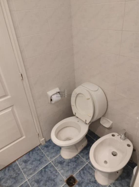 Se alquila Apartamento amoblado de tres dormitorios en Poci