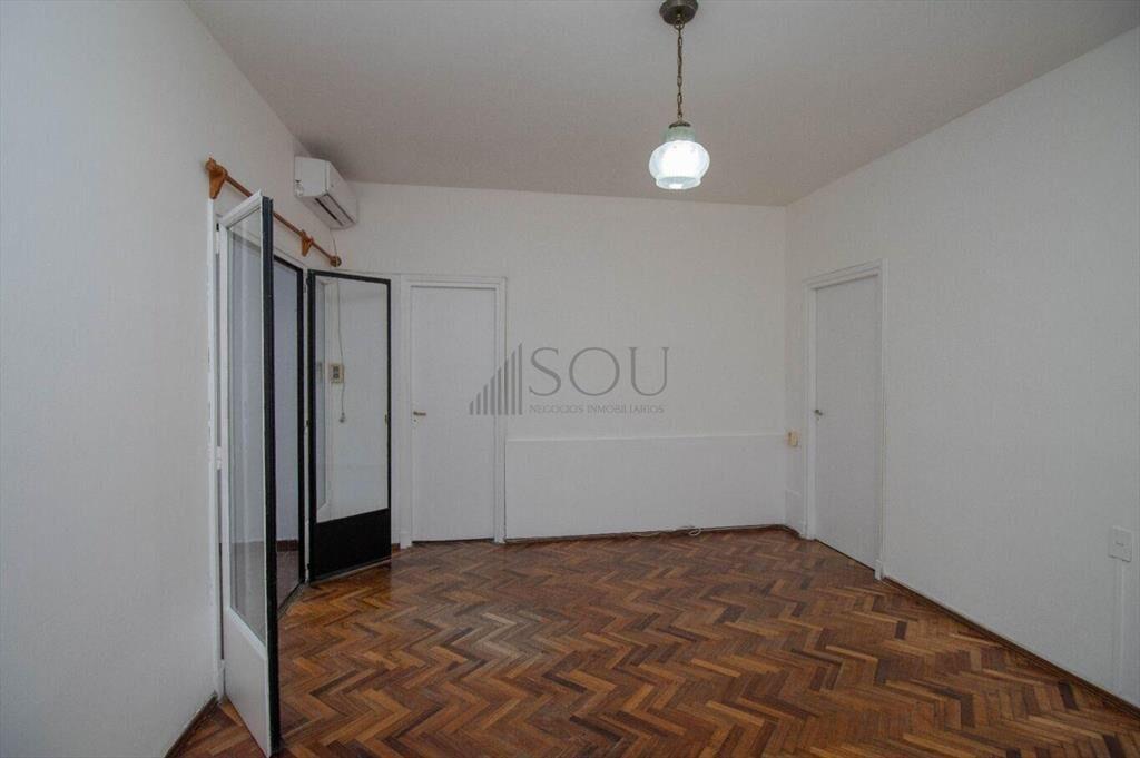 Alquiler apartamento 1 dormitorio con patio en Cordón Sur