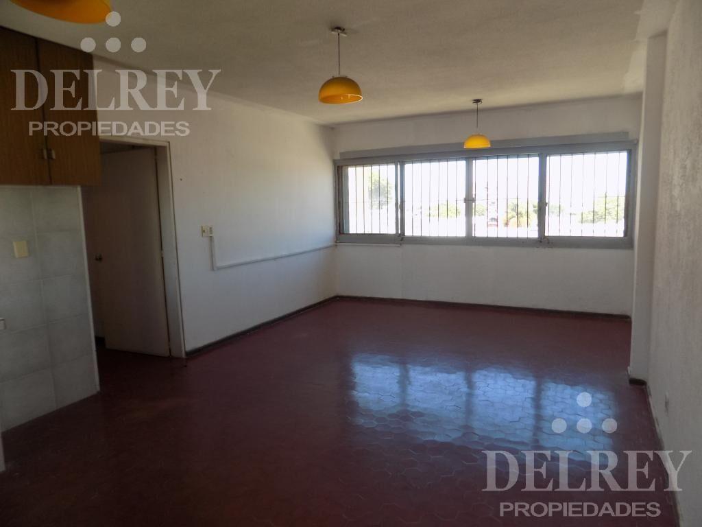 Venta  Local - Buceo DelRey Propiedades