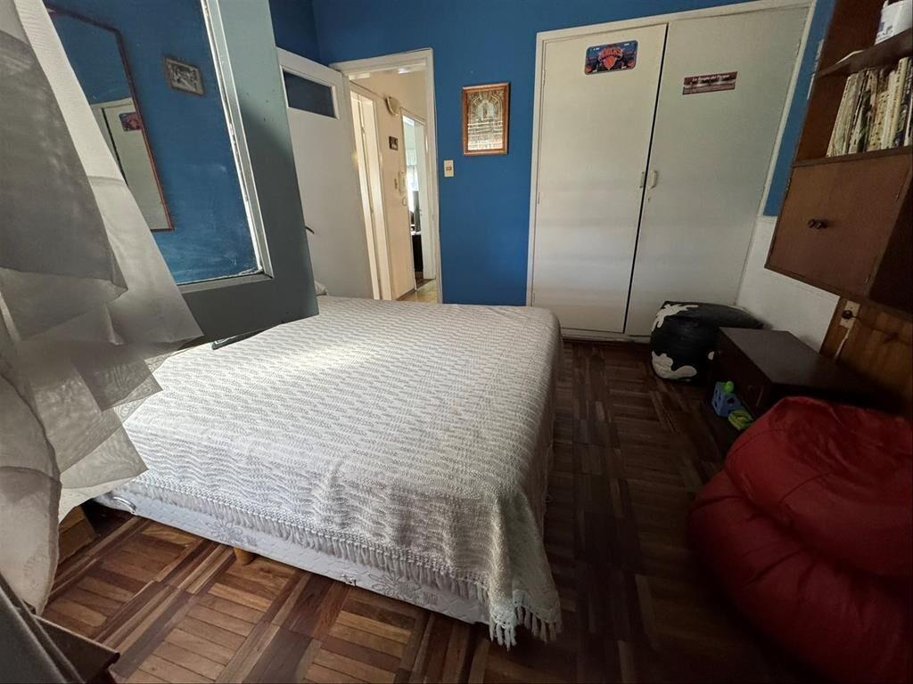 VENTA DE CASA MALVIN 3 DORMITORIOS UNA PLANTA GRAN FONDO