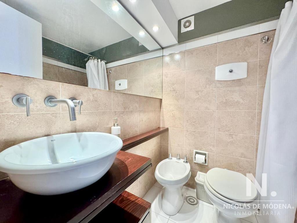 Apartamento de 2 dormitorios con vista al mar en Península