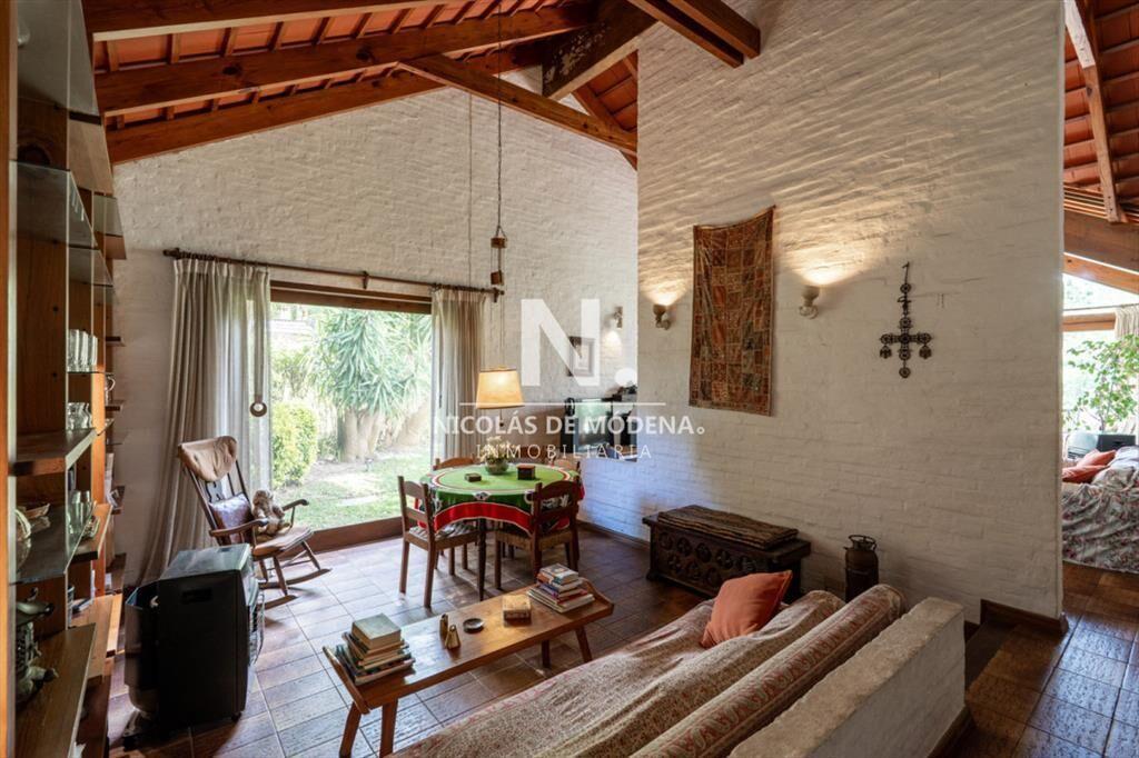 Vende casa de 3 dormitorios, con parrillero y piscina en Sa