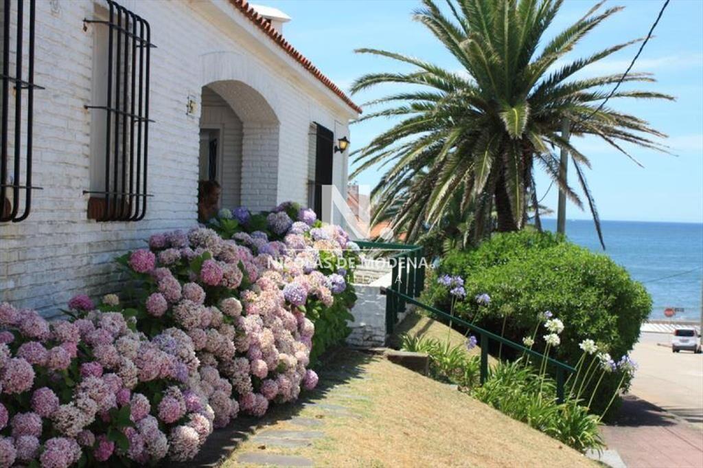 Zona Faro con vista franca al mar. Producto
