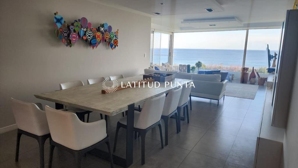 Apartamento 3 dormitorios en suite. Mansa