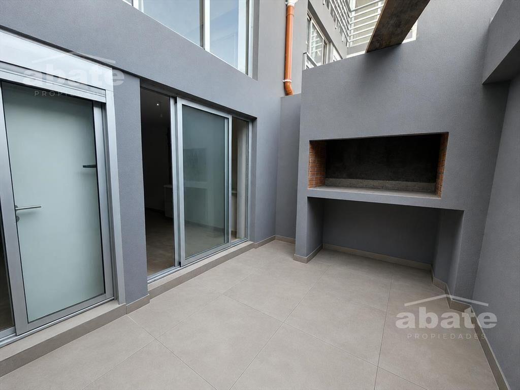 Venta apartamento 1 Dormitorio en Cordón gran patio con Par