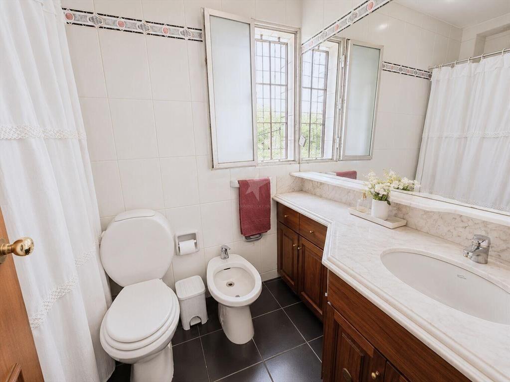 ALQUILER APTO P. CARRETAS - 3 DORM - 4 BAÑOS - SERVICIO -