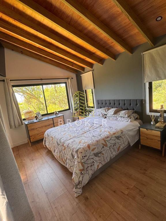 Moderna casa, a pasos del mar, en alquiler en del