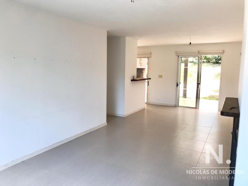 VENTA DE CASA DE 3 DORMITORIOS EN JARDINES DE CORDOBA PUNTA