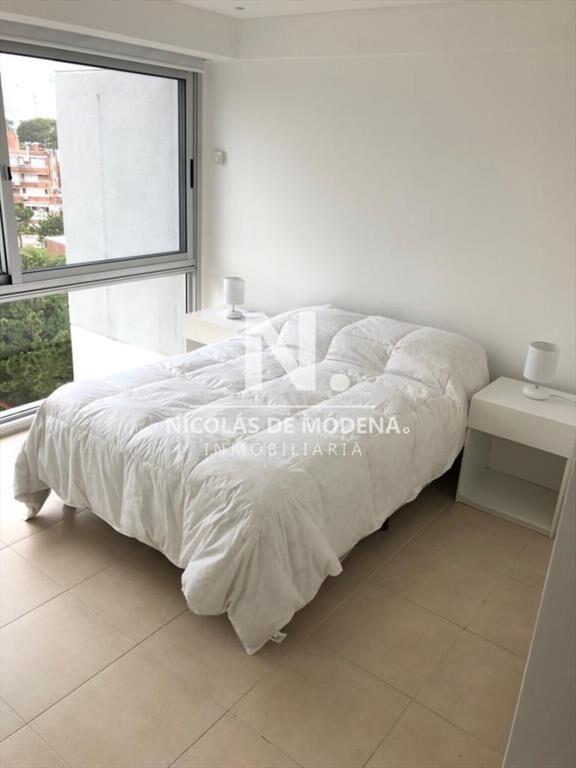 apartamento en playa mansa