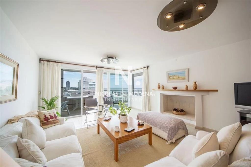 Apartamento con exelente vista al mar